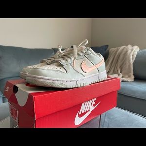 NIKE Green and Pink Dunks